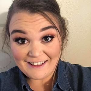 Meet your Posher, Hayley